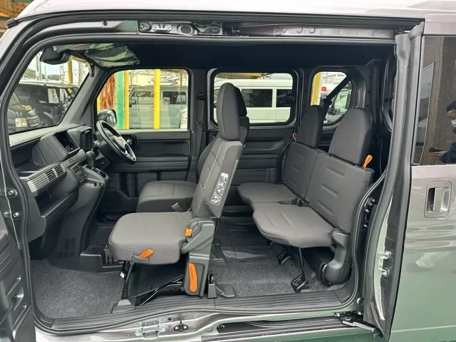 N-VAN(ホンダ)プラススタイルFUNターボ 4WD AT届出済未使用車 6