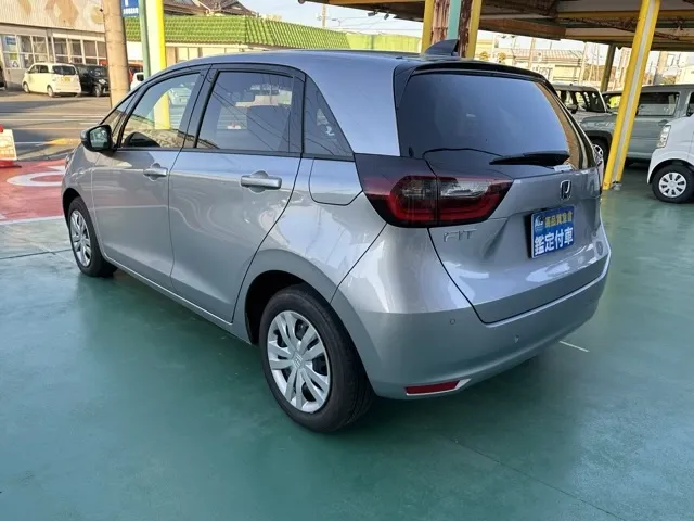 フィット(ホンダ)e：HEV ベーシック中古車 2