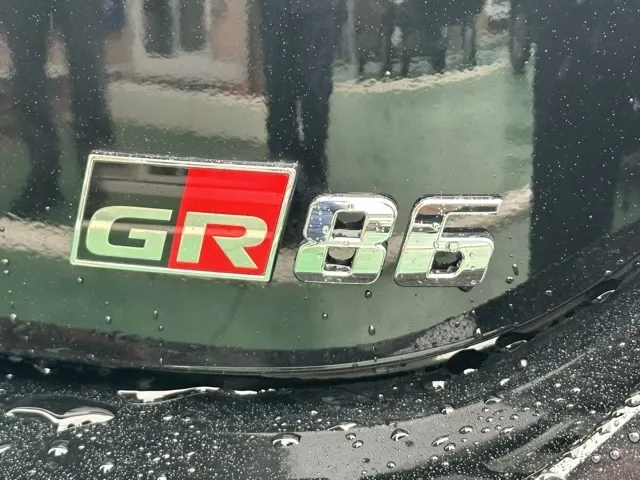 GR86(トヨタ)SZ ６MTディーラ-試乗車 12