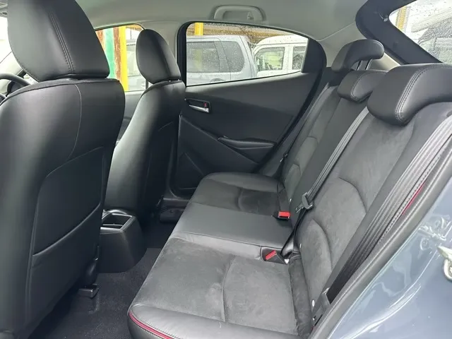 MAZDA2(マツダ)XD スポルト+中古車 4