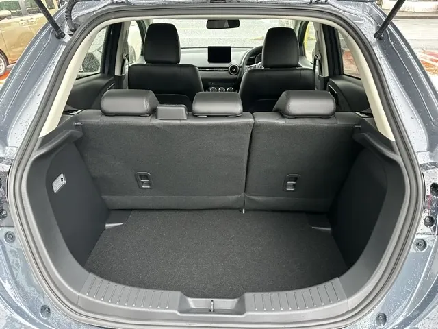 MAZDA2(マツダ)XD スポルト+中古車 7