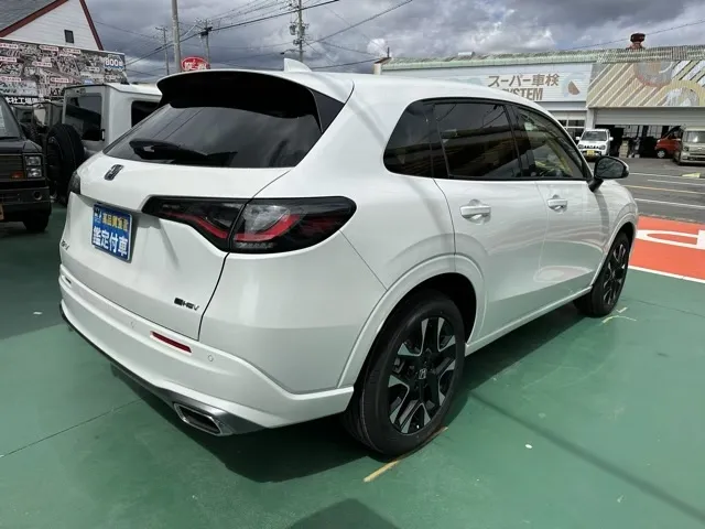 ZR-V(ホンダ)e：HEV Z BSI 後退出庫サポートレス登録済未使用車 13