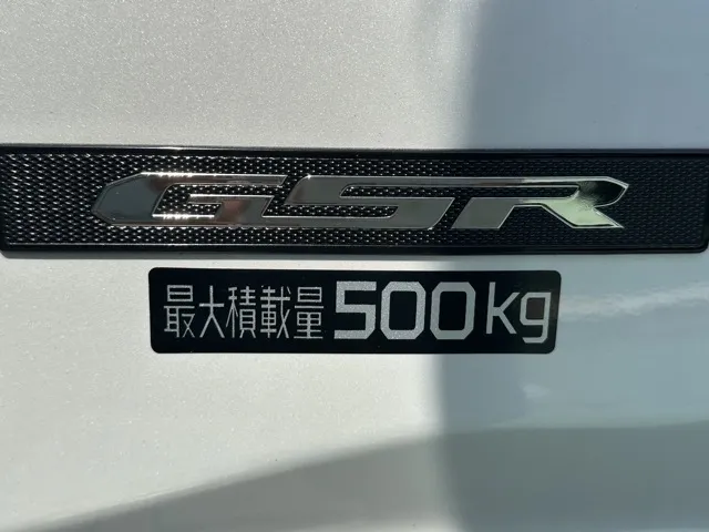 トライトン(三菱)GSR新車見本展示無 10