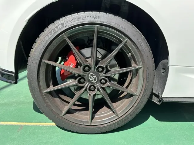 GRヤリス(トヨタ)RZ ハイパフォーマンス 予防安全PKG ４WD 6MTディーラ-試乗車 14