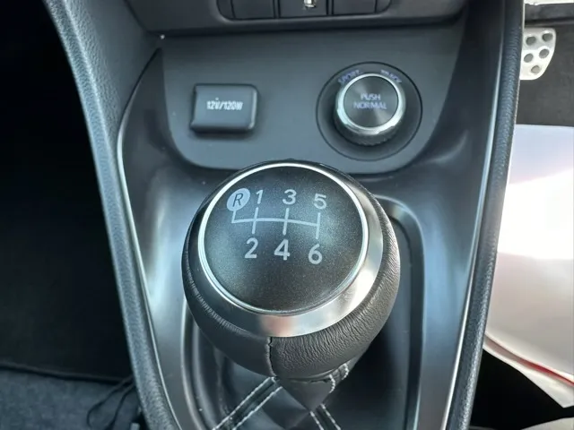 GRヤリス(トヨタ)RZ ハイパフォーマンス 予防安全PKG ４WD 6MTディーラ-試乗車 28