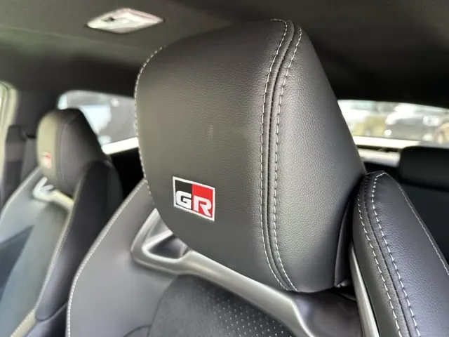 GRヤリス(トヨタ)RZ ハイパフォーマンス 予防安全PKG ４WD 6MTディーラ-試乗車 4