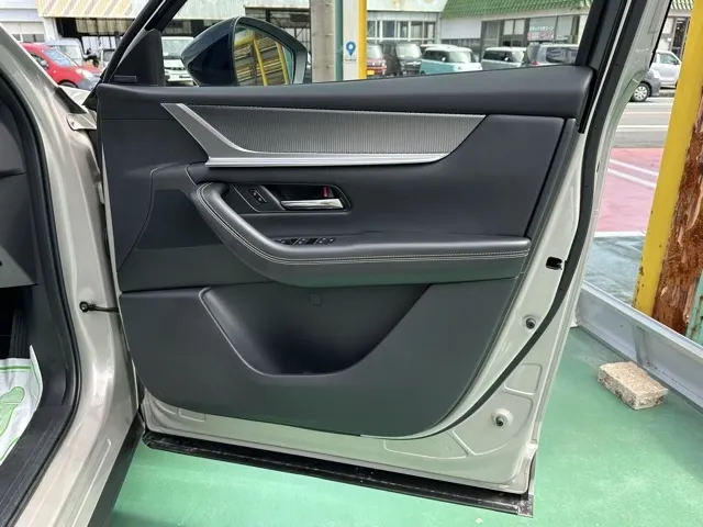 CX-60(マツダ)XD-ハイブリッド エクスクルーシブスポーツ 4WDディーラ-試乗車 18