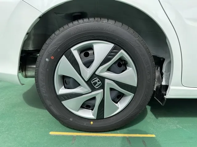フリード(ホンダ)ハイブリッドG登録済未使用車 13