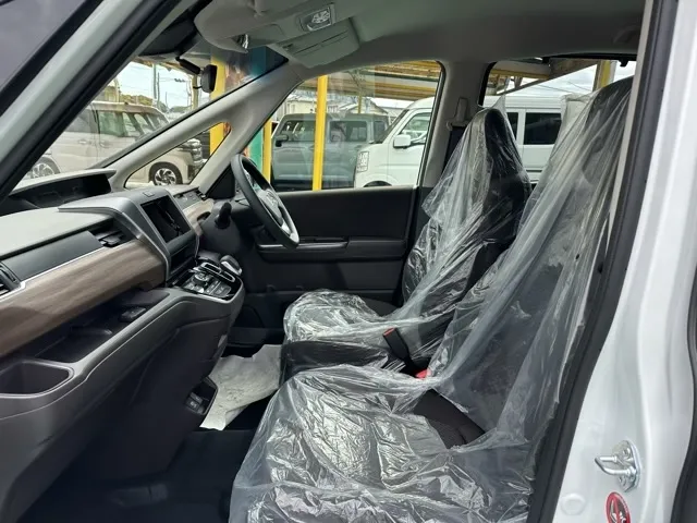 フリード(ホンダ)ハイブリッドG登録済未使用車 3