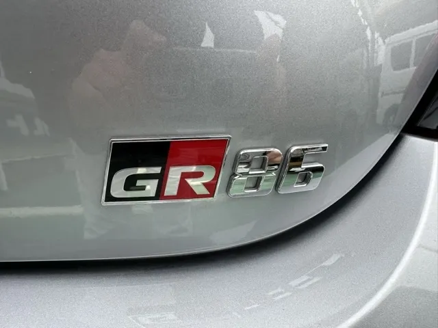 GR86(トヨタ)RZ AT中古車 9