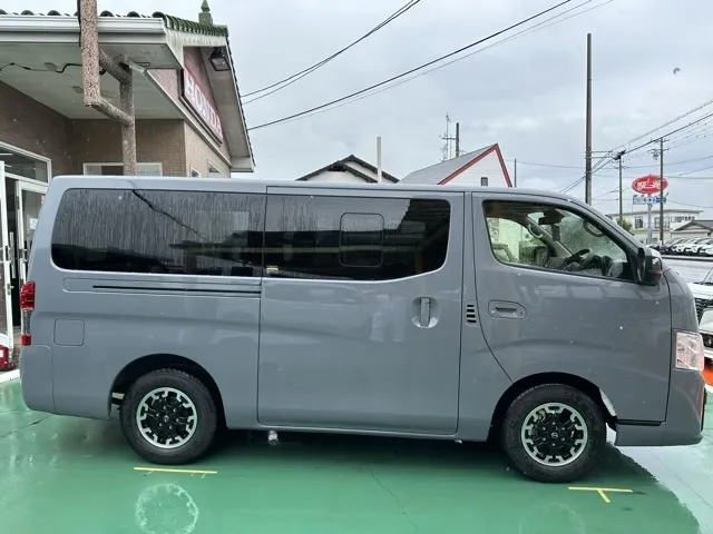キャラバン(ニッサン)2.0 ロングGRANDプレミアム GX プロスタイル登録済未使用車 11