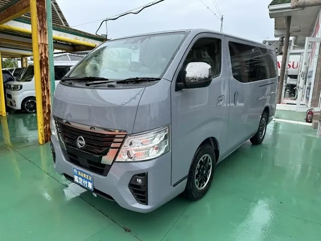 キャラバン(ニッサン)2.0 ロングGRANDプレミアム GX プロスタイル登録済未使用車 1