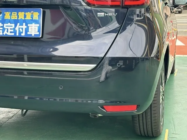 フィット(ホンダ)e：HEV リュクス登録済未使用車 11
