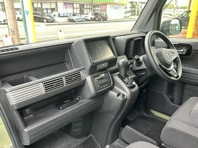 N-VAN(ホンダ)プラススタイルFUNターボ 4WD AT中古車 4