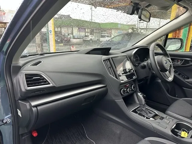 インプレッサ(スバル)2.0i-L アイサイト中古車 3