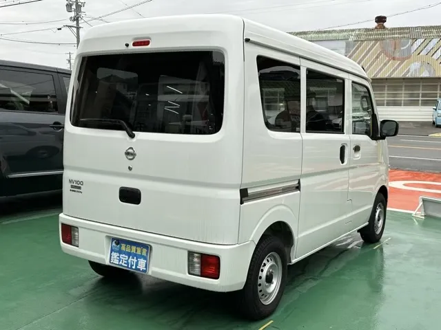 エブリイ(スズキ)NV１００クリッパーDX 4WD 5AGS中古車 3