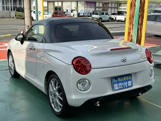 コペン(ダイハツ)20thアニバーサリーED 5MT届出済未使用車 26