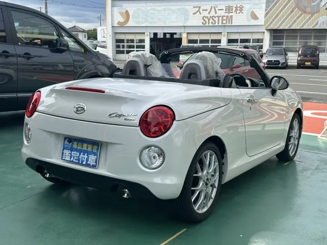 コペン(ダイハツ)20thアニバーサリーED 5MT届出済未使用車 3