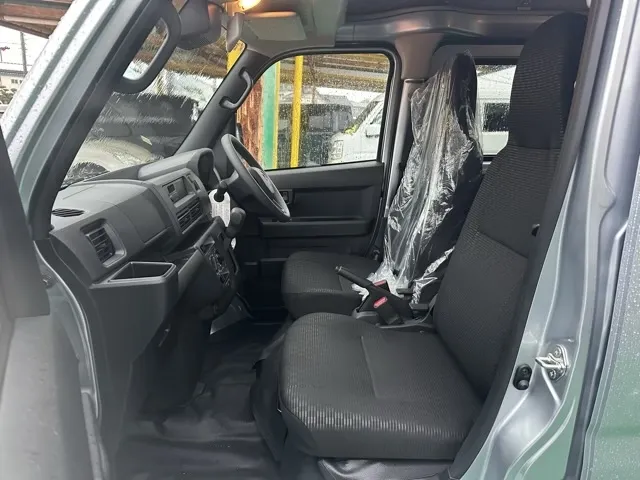 ハイゼット(ダイハツ)デラックス AT届出済未使用車 3