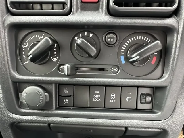 キャリートラック(スズキ)スーパーキャリイX 4WD MT届出済未使用車 17
