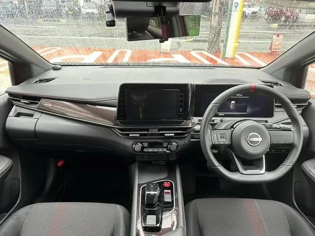 オーラ(ニッサン)ニスモディーラ‐試乗車 7
