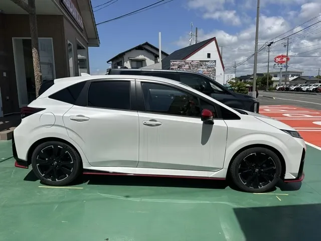 オーラ(ニッサン)ニスモ プロパイロット ナビ ワイヤレス充電登録済未使用車 12