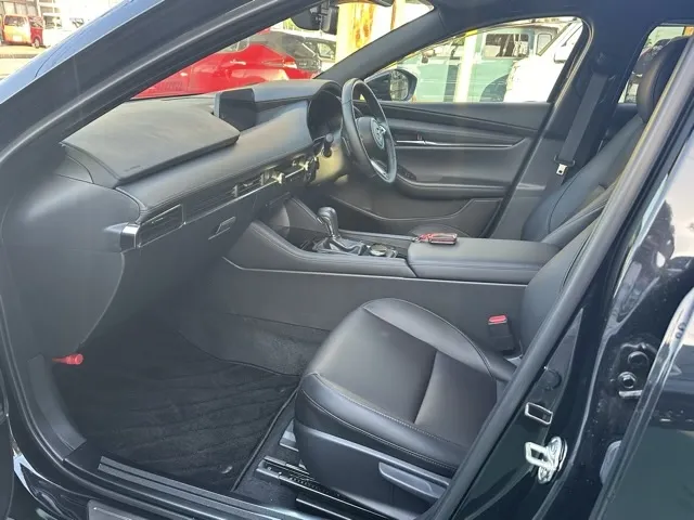 MAZDA3(マツダ)20S Lパッケージ中古車 6