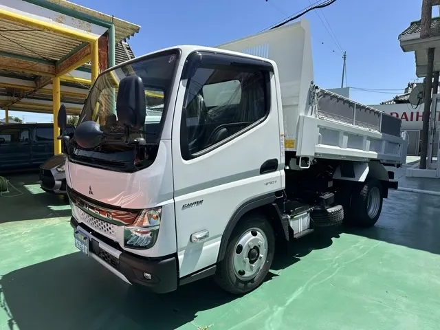 キャンター(三菱)全低床キョウカダンプ ２ｔ コボレーンレンタ登録済未使用車 1