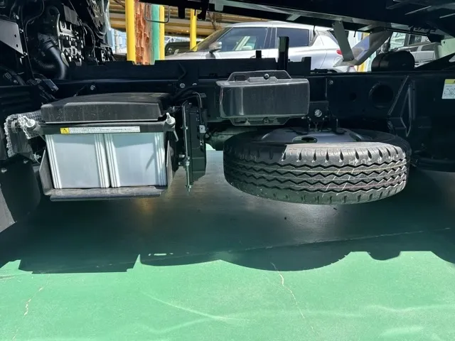キャンター(三菱)全低床キョウカダンプ ２ｔ コボレーンレンタ登録済未使用車 4