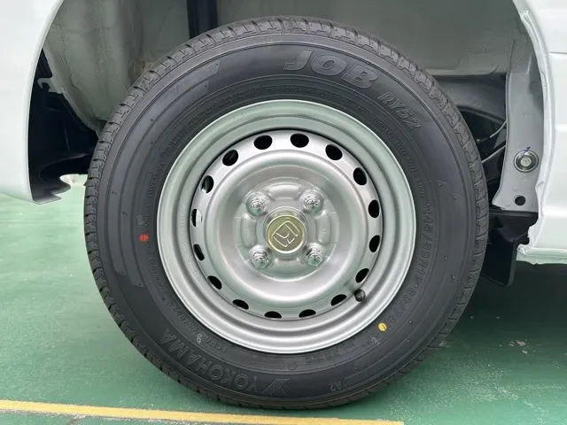 N-VAN(ホンダ)Gタイプ AT ４WD届出済未使用車 12