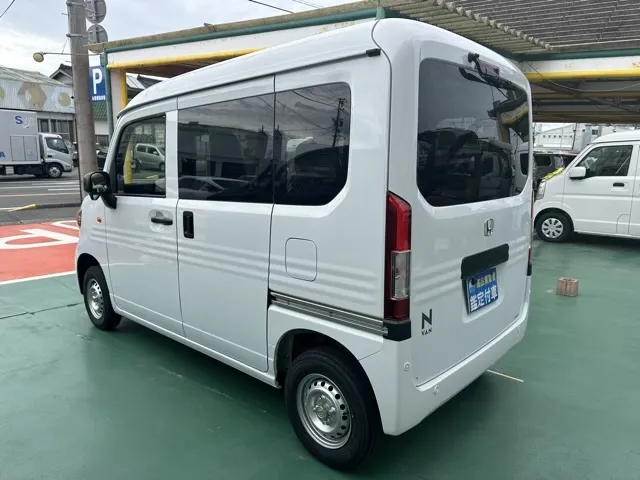 N-VAN(ホンダ)Gタイプ AT ４WD届出済未使用車 2