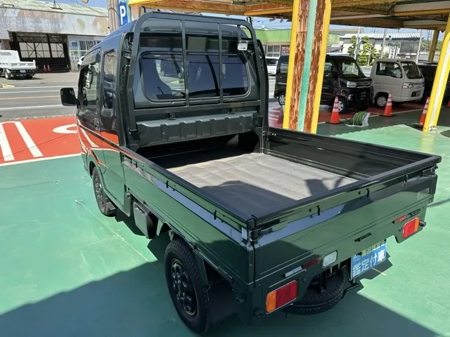 キャリートラック(スズキ)スーパーキャリイX 4WD MT中古車 2