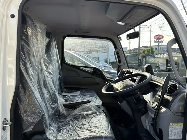 キャンター(三菱)全低床キョウカダンプ ３ｔ　コボレーンディーラ-試乗車 12