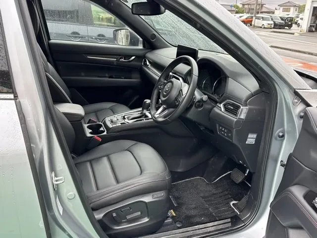 CX-5(マツダ)XD スポーツアピアランス中古車 12