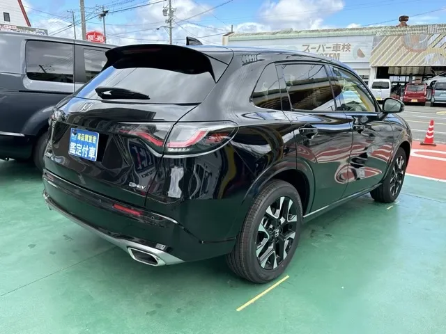 ZR-V(ホンダ)e：HEV Z BSI 後退出庫サポートレス登録済未使用車 11