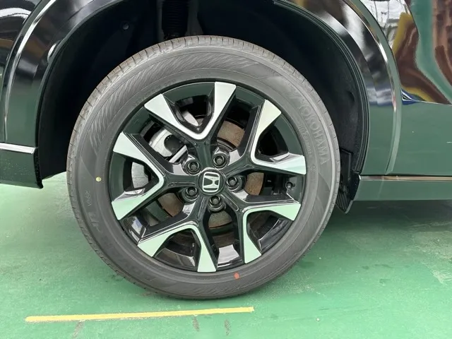 ZR-V(ホンダ)e：HEV Z BSI 後退出庫サポートレス登録済未使用車 12