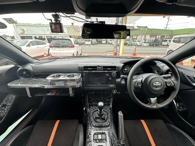 GR86(トヨタ)RZ 10thアニバーサリーLTD 6MT中古車 6