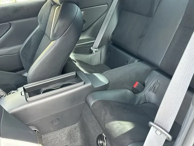 GR86(トヨタ)RZ 6MTディーラ-試乗車 4
