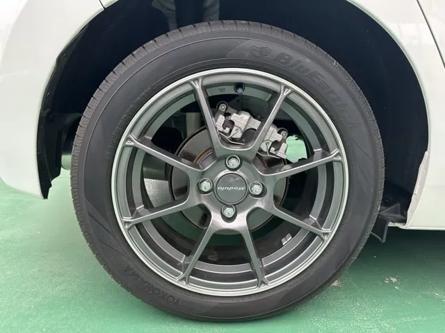 フィット(ホンダ)e：HEV モデューロX中古車 11