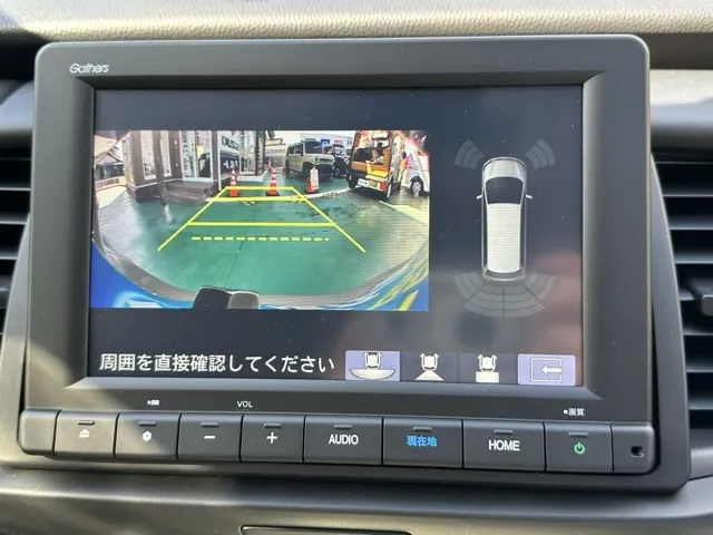 フィット(ホンダ)e：HEV ホーム登録済未使用車 17