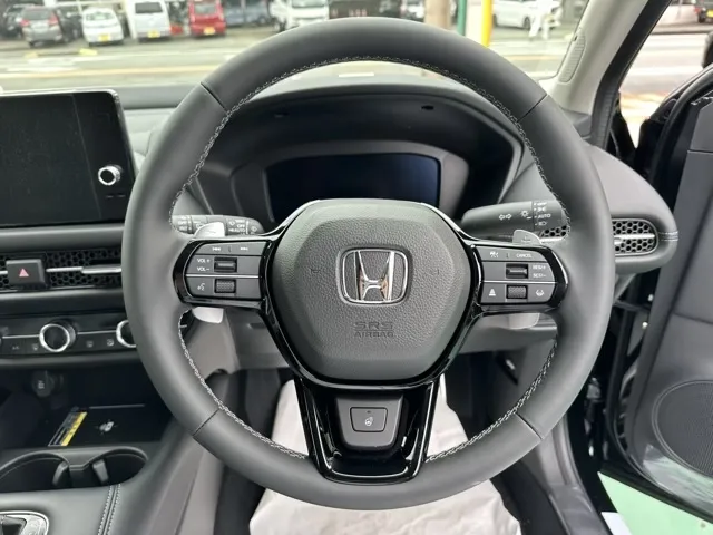 ZR-V(ホンダ)Z登録済未使用車 17