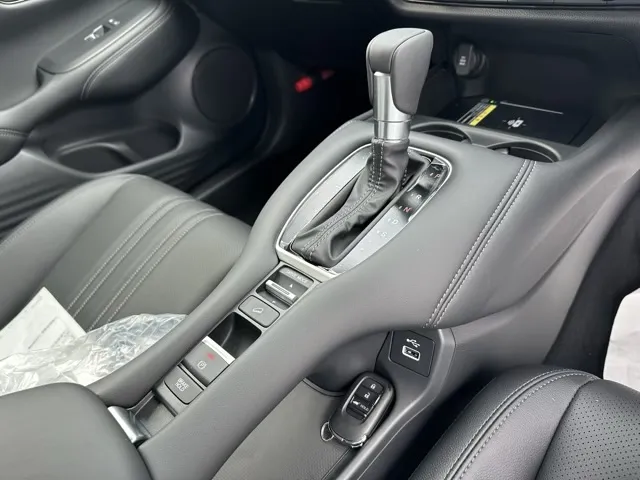 ZR-V(ホンダ)Z登録済未使用車 23