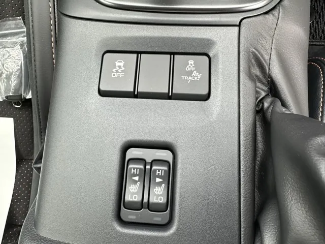 GR86(トヨタ)RZ 10thアニバーサリーLTD 6MT登録済未使用車 17