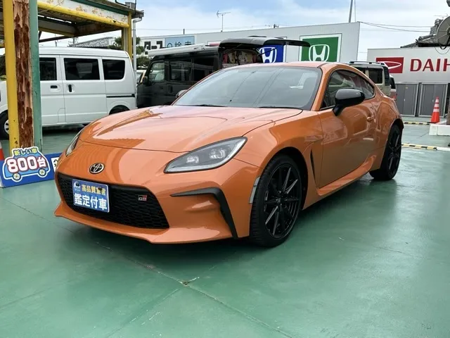 GR86(トヨタ)RZ 10thアニバーサリーLTD 6MT登録済未使用車 1