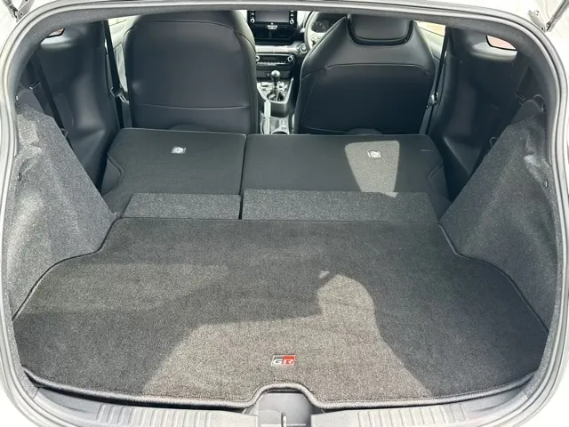 GRヤリス(トヨタ)RZ ハイパフォーマンス ４WD 6MTディーラ-試乗車 10