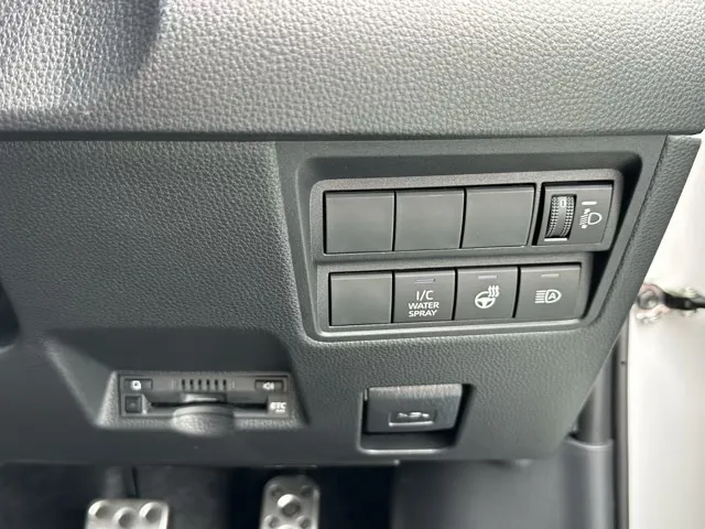 GRヤリス(トヨタ)RZ ハイパフォーマンス ４WD 6MTディーラ-試乗車 14