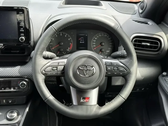 GRヤリス(トヨタ)RZ ハイパフォーマンス ４WD 6MTディーラ-試乗車 7