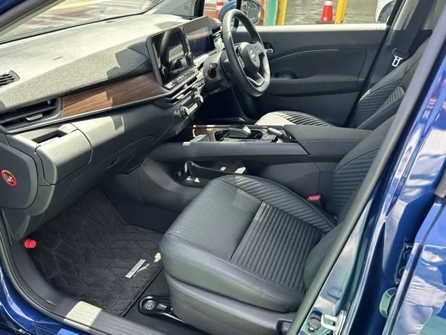 オーラ(ニッサン)G レザーエディション中古車 5