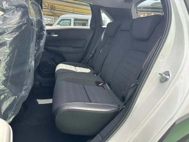 フィット(ホンダ)ＣＲＯＳＳＴＡＲ（クロスター）登録済未使用車 4