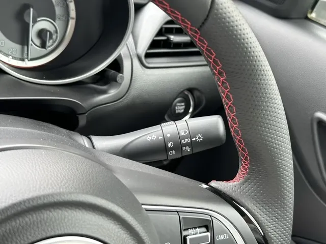 スイフト(スズキ)ベースグレード　セーフティパッケージ 全方位カメラ MTディーラ-試乗車 15